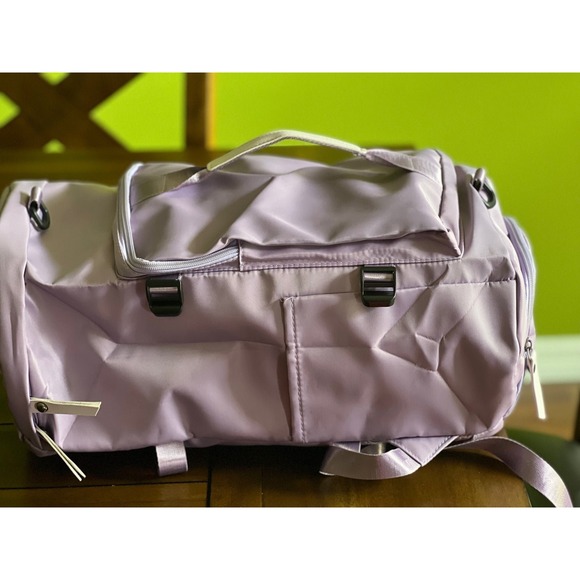 Backpack - Picture 5 of 8